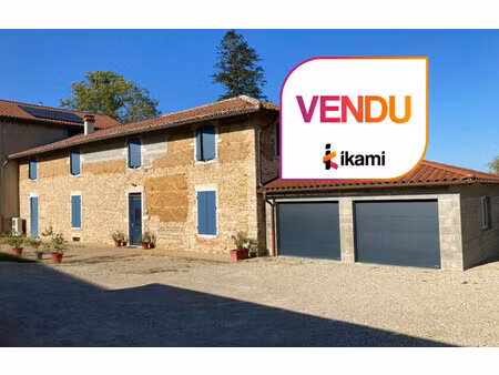 maison de 260 m² à buellas - 549 000 €