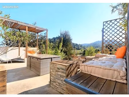 villa 5 pièces 142 m²