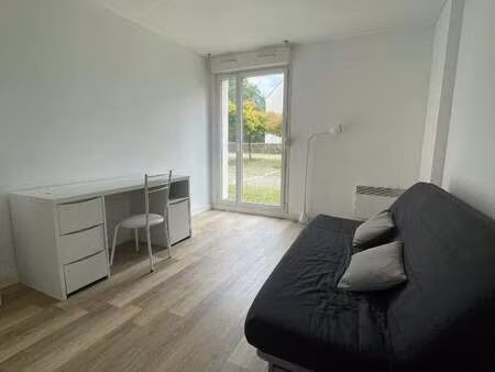 location appartement t1 meublé à bruz (35170) : à louer t1 meublé / 18m² bruz