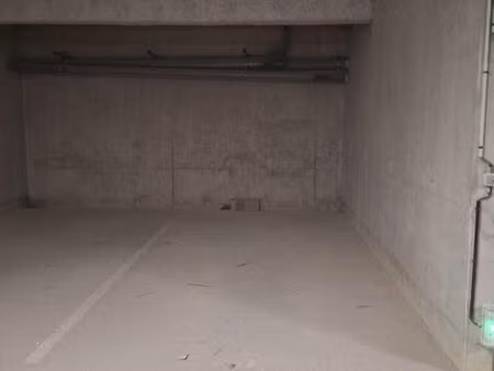 parking 14 m² auterive