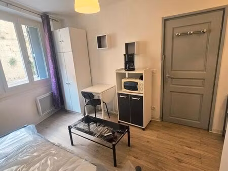 studio centre ville auch