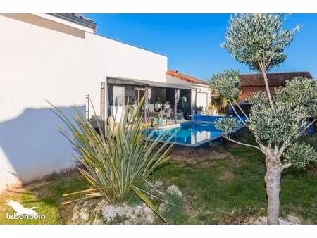 villa 5 pièces 142 m²