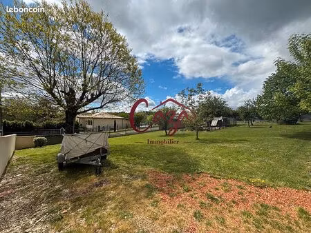 terrain 785 m² salleboeuf