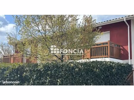 t2 jardin parking proche centre