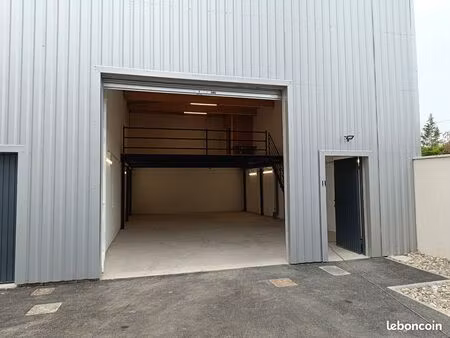 local activité-entrepot 115 mètres carrés-récent-st jory-a62