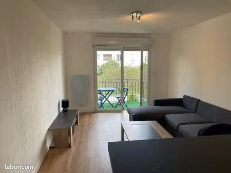 location t2 meublé 42m2 + terrase 5 5m2