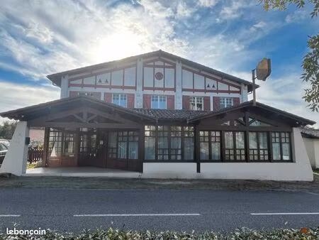 maison 14 pièces 450 m²