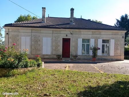 proche bordeaux : fargues ensemble immobilier ( deux maisons +deux terrains constructibles