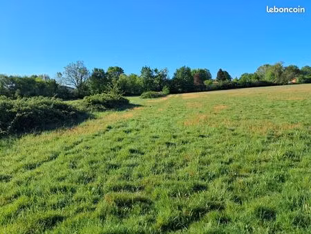 terrain 670 m² le pout