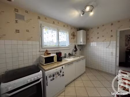 maison 6 pièces 111 m²