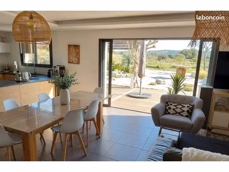 villa lumineuse vue exceptionnelle