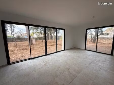 villa neuve f4 sur 727m² de terrain