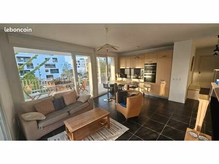 lumineux t3 avec grande terrasse floirac arena