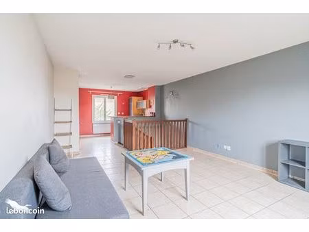 maison de ville 2 pièces 64 m²