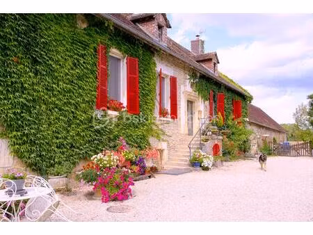 corps de ferme de 220 m² à vanlay