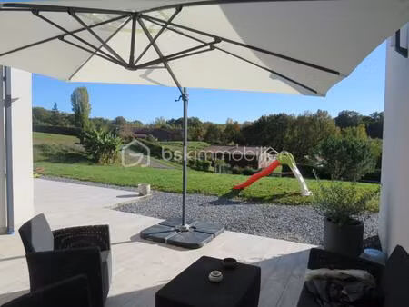 maison de 135 m² à magnan