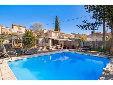 maison 8 pièces - 195 m²