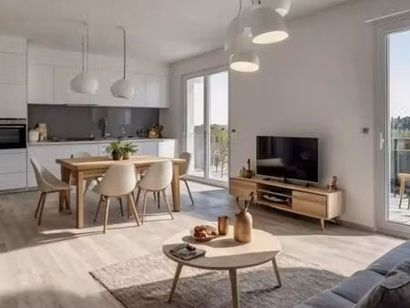 4 pieces lumineux en etage avec balcons