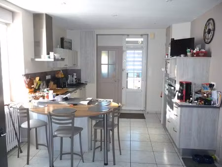 maison 96m² sur terrain constructible de 1420m² – 8km d'arge
