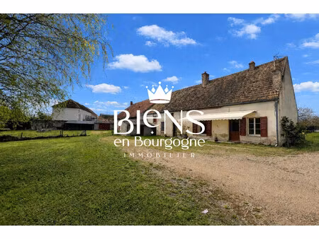 ste marie la blanche maison a renover avec terrain