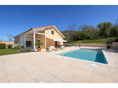maison 7 pièces 167 m² – vue- piscine – mur-sur-allier