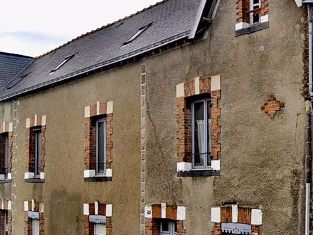 maison de centre ville de 7 pièces à pouancé