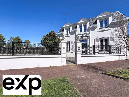 volumes  cachet et justesse – une propriété prête à s'é