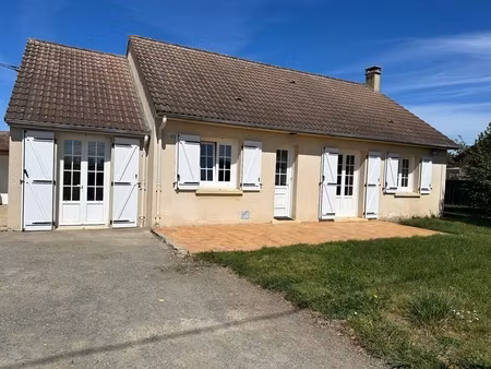 à vendre – maison de plain-pied avec grand terrain – laigné-st-gervais (72)