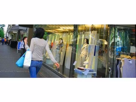 location commerce 88 m²