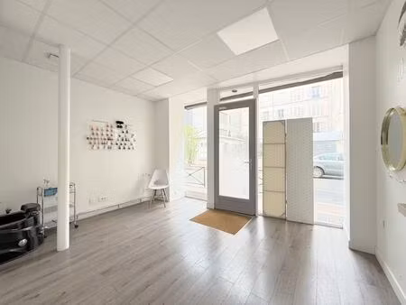 location commerce levallois-perret 92300 50m²