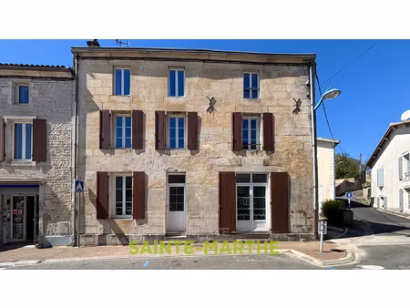 benet. maison de bourg