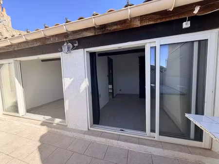 location centre ville la ciotat avec terrasse