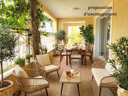 centre ville  tout à pied - bel appartement t2 cabine de 68m2 (53m2 carrez) avec grande te