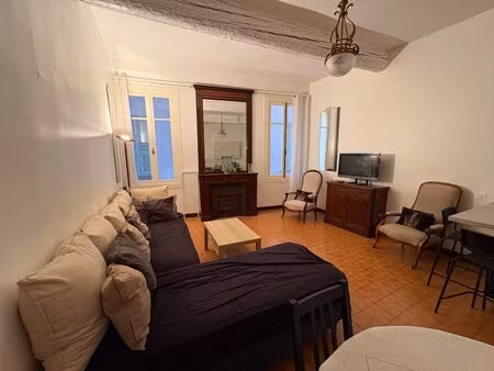nice / vieux nice / rue de la poissonnerie / a louer type 4 meuble