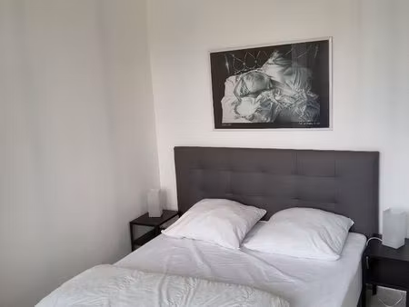 studio a louer a sables d'or les pins