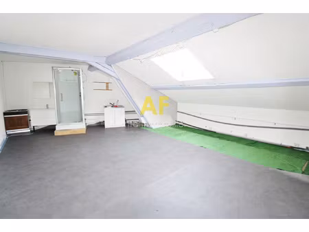 frejus coeur historique local de 56 m2