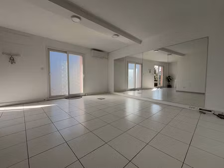 local commercial muret 110 m2