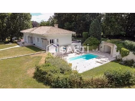 a barbezieux  propriété de caractère au cœur d’un parc paysager de 1 5 hectare