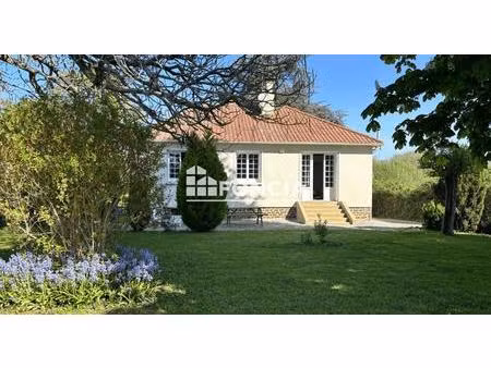 pavillon 3 chambres  terrain  garage