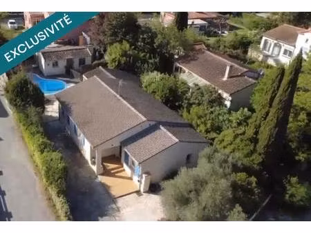 maison individuelle de plain-pied avec piscine et logement indépendant –proche castelnauda