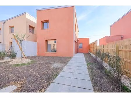 maison t4 jardinet et garage