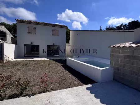 eguilles - maison meublée avec terrasses  jardin et piscine