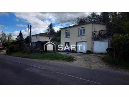 jolie maison de ville à pujols  charme assuré