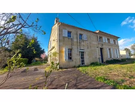 belle demeure en pierre