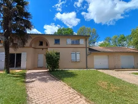 spacieuse maison d'architecte à deux pas des écoles