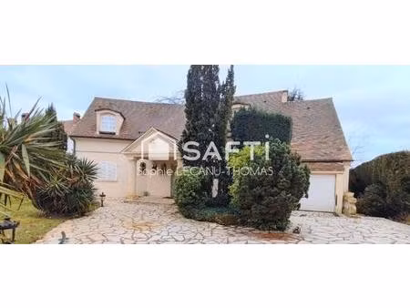 belle demeure avec grand jardin et sous-sol total