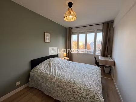 chambre en colocation à louer dans appartement en coloc de 3 chambres