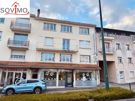 appartement t3 en centre ville  3me étage  bord de route