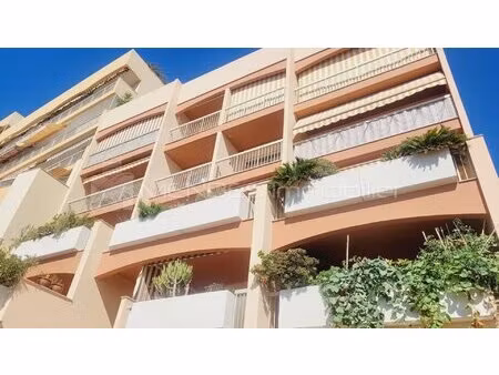 beau studio renove vue mer garage