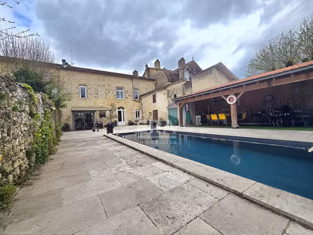 maison mussidan 7 pièce(s) 177 m2